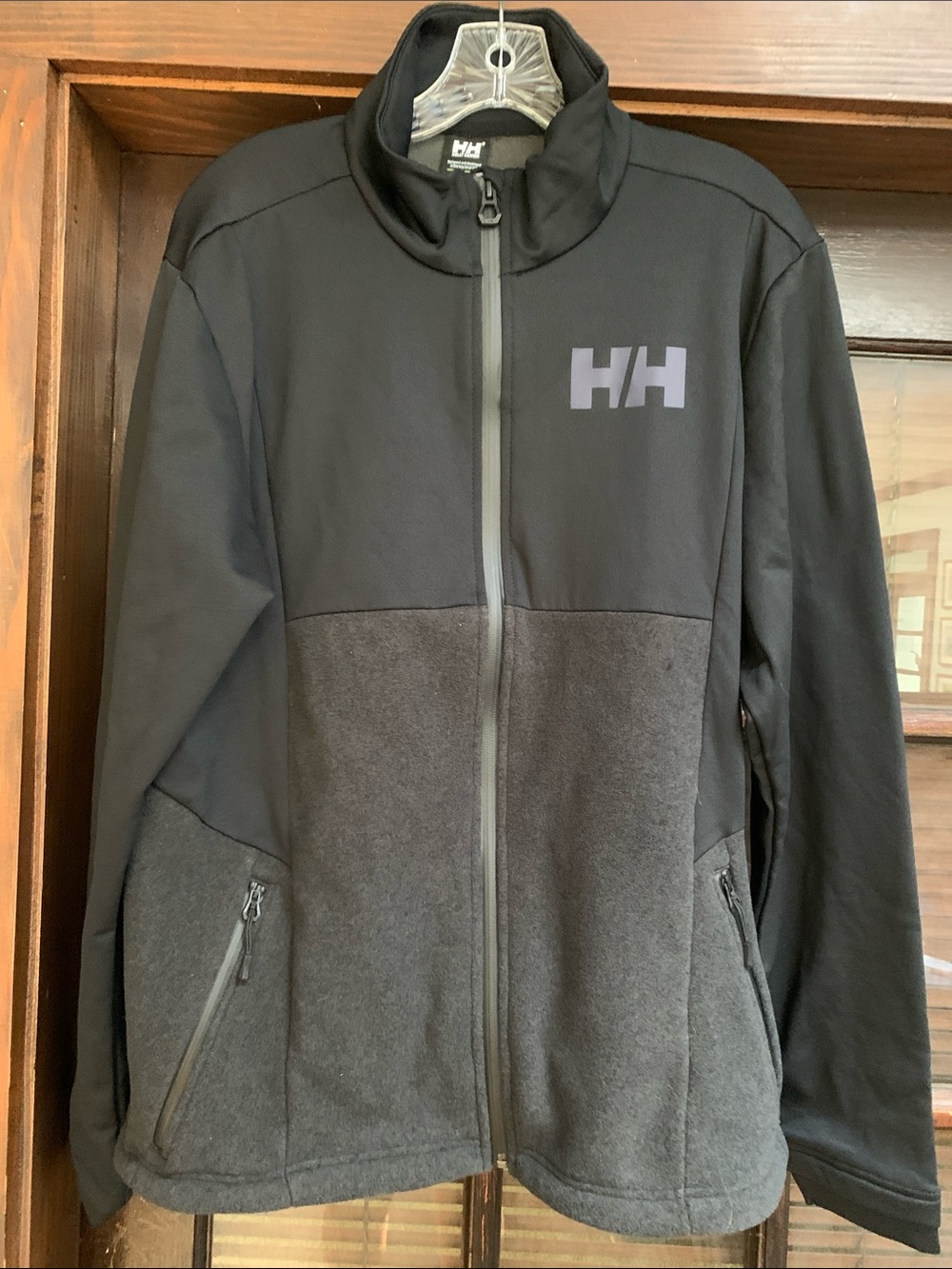 Helly Hansen Men’s Black and Charcoal Full-Zip Performance Jacket